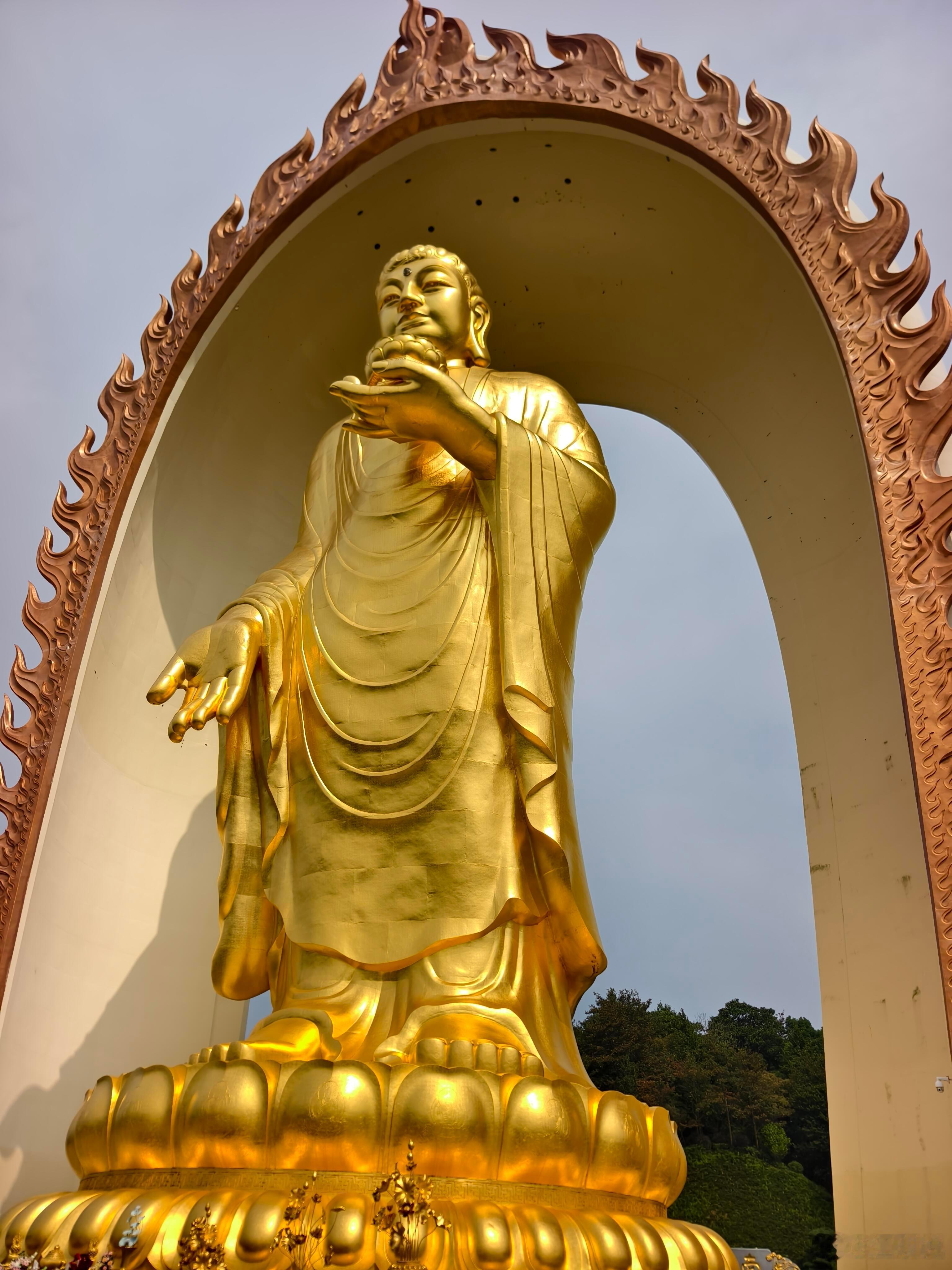 愿消诸般阻滞，前路坦途，福泽随身。 ​​​