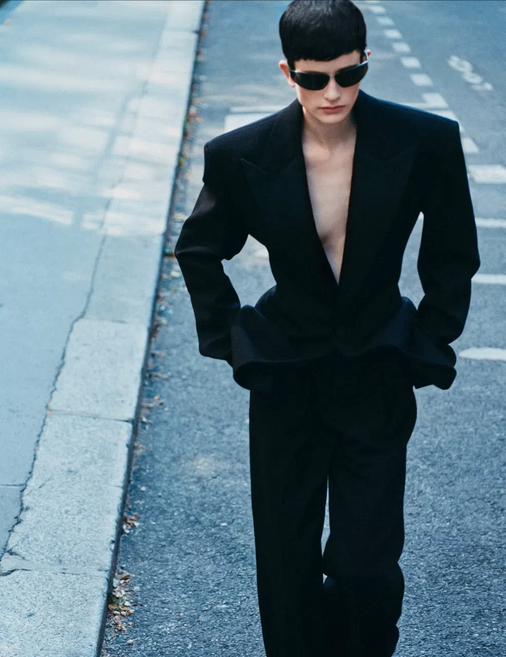 Photographer - Rodrigo Carmuega

Model - Katie Jacobs

Stylist - Stuart Williamson

Muse Autumn 2026

#杂志时装# ​
