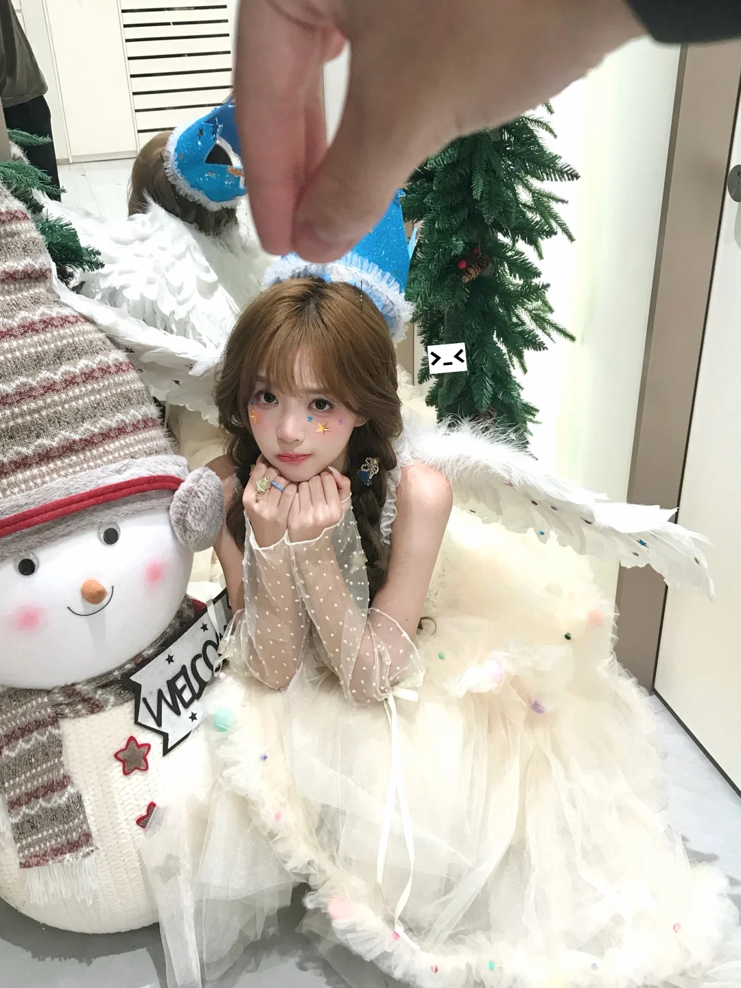 圣诞夜🎄在后台抓到一只小精灵（๑•̀ㅂ• )!!🩵