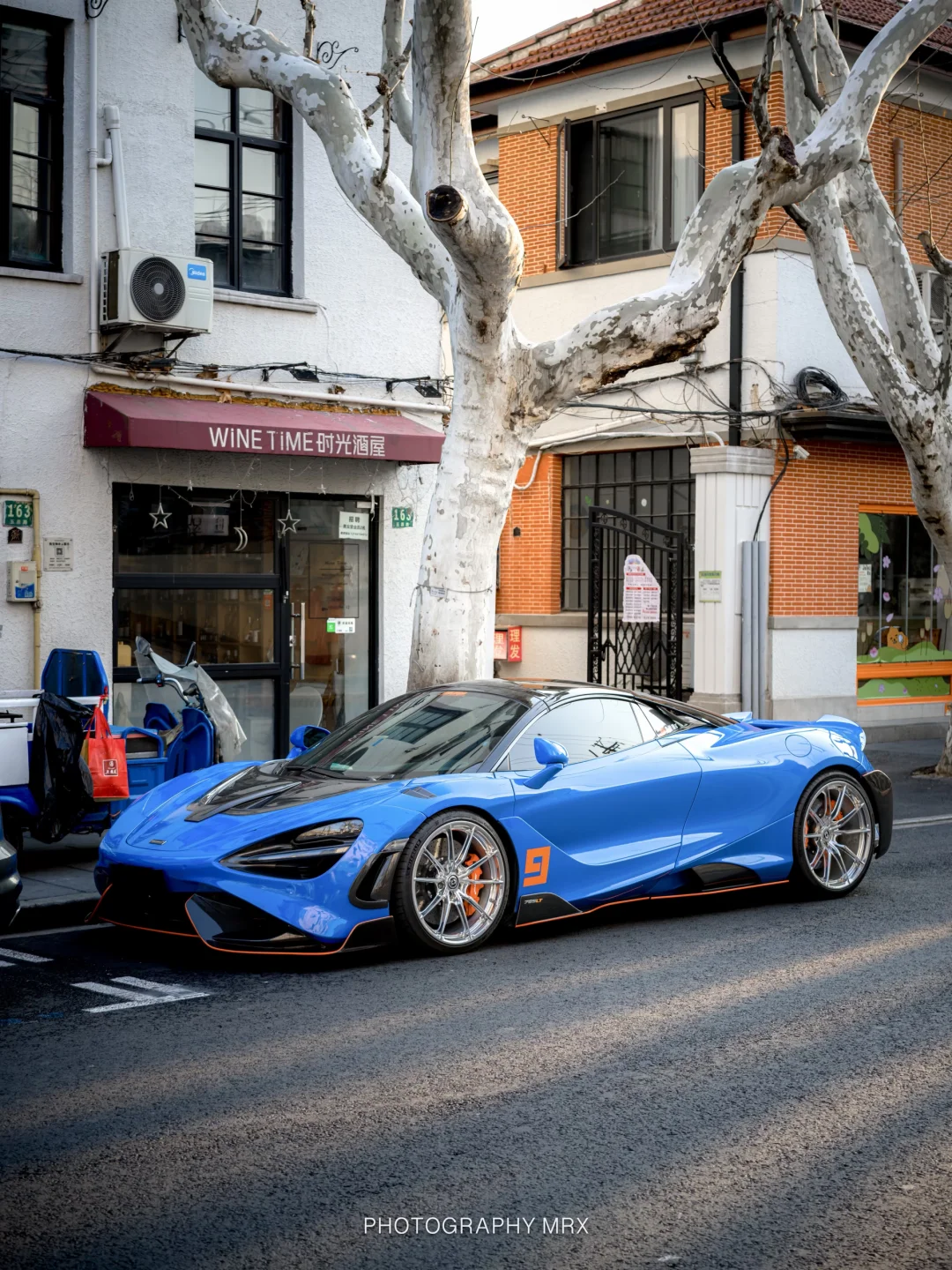 偶遇迈凯轮765LT？？？