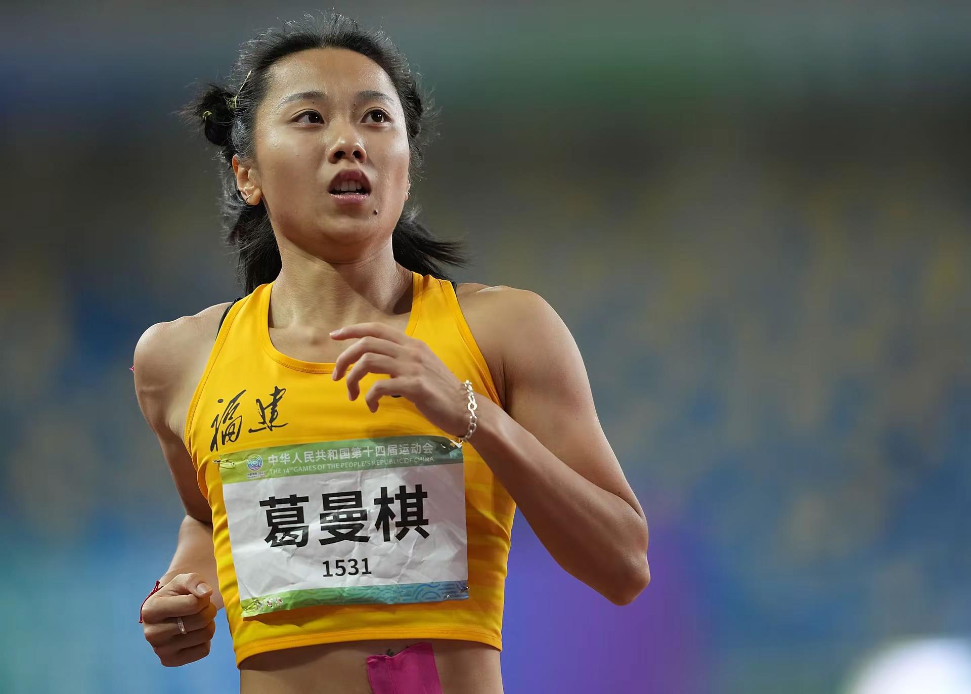 她们都有一个共同点。中国田径女将 陈妤颉百米夺冠