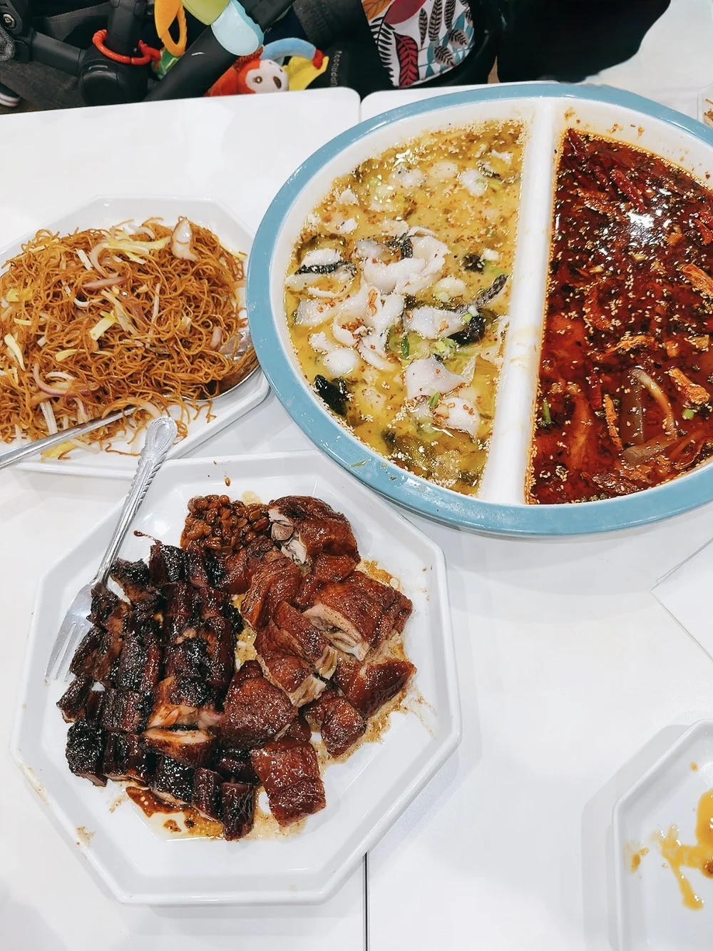 湾区鸳鸯锅新花样+超好吃的烧腊