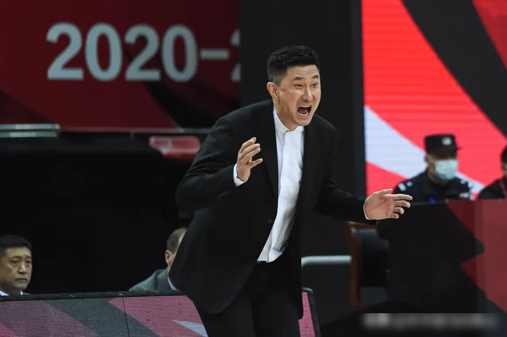 别只盯着门票钱了，广州队这次真不是陪太子读书，杜锋的帅位可能真要悬了。...