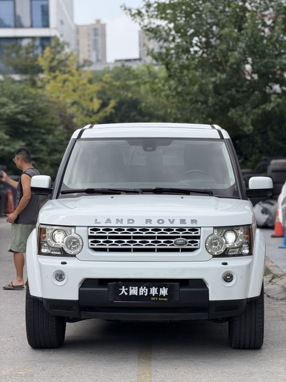 12款12年路虎发现四5.0V8 HSE版
7座 中锁 哈曼卡顿L7音响 电调方向盘 D柱喇叭
实表16万公里 1手 车况到手直接玩 不需整备#路虎发现四