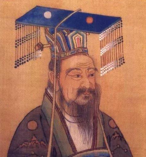 隋炀帝：一边开大运河，一边三征高句丽，他到底是暴君还是“超前老板”？

中国历史上，有些皇帝属于“越骂越复杂”。

隋炀帝杨广，就是典型代表。

很多人一提到他，脑海里立刻浮现几个关键词：

暴君、奢侈、亡国皇帝。

尤其课本里那句“好大喜功”，几乎成了杨广的专属评价。

但问题来了。

如果杨