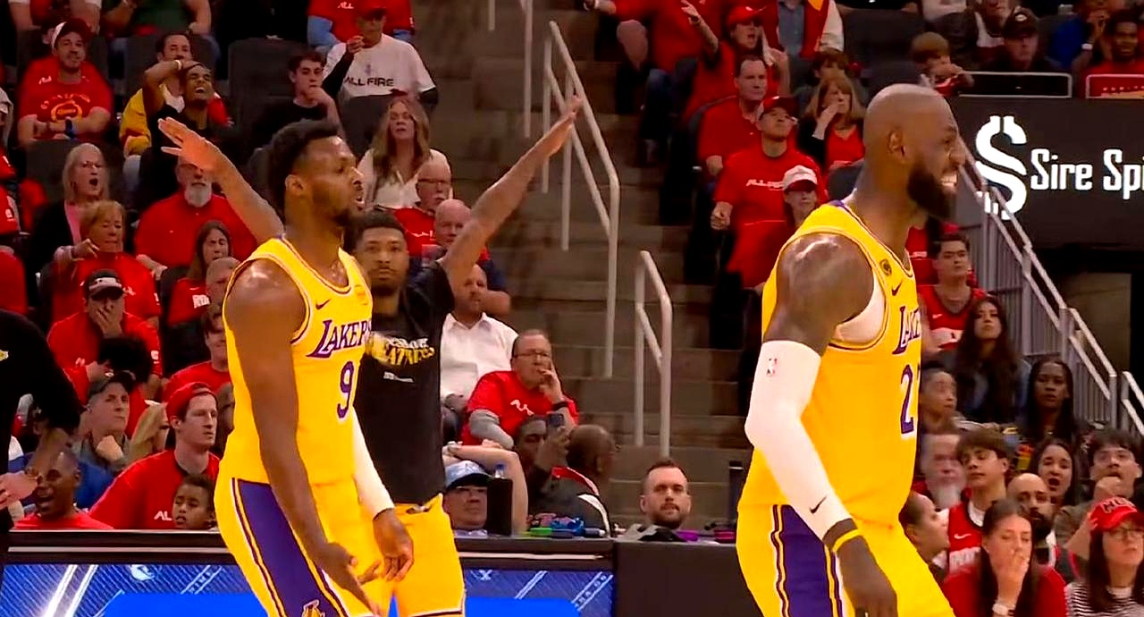 NBA历史还能这么写？41岁的爹给21岁的儿子做嫁衣。    湖人对火...