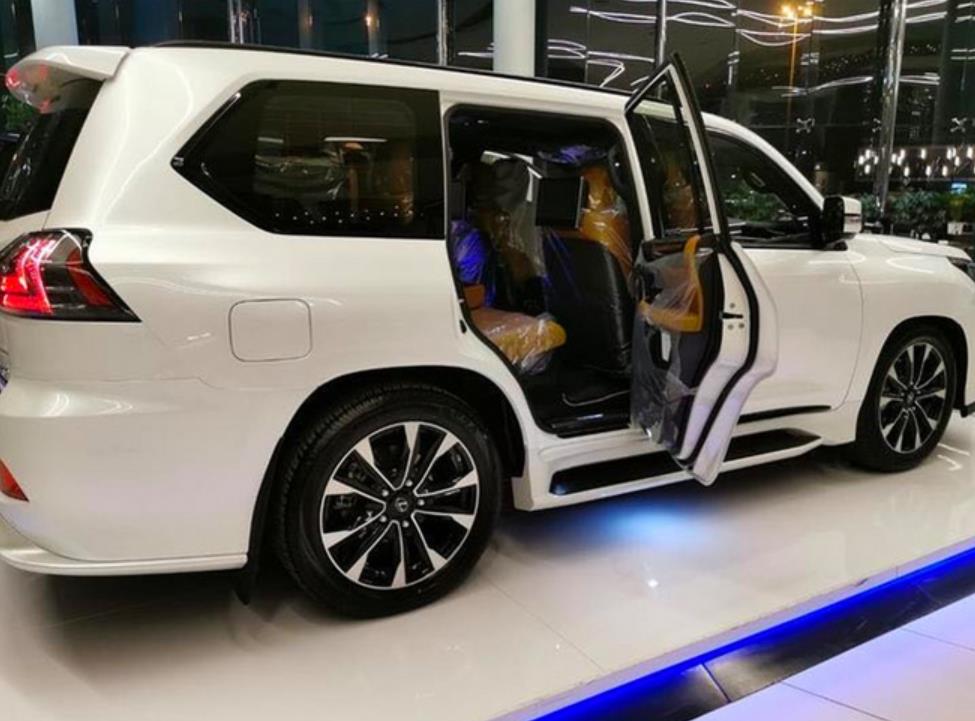 新款雷克薩斯LX有望年內在華上市 全尺寸SUV裡能否與X7一戰?-圖3