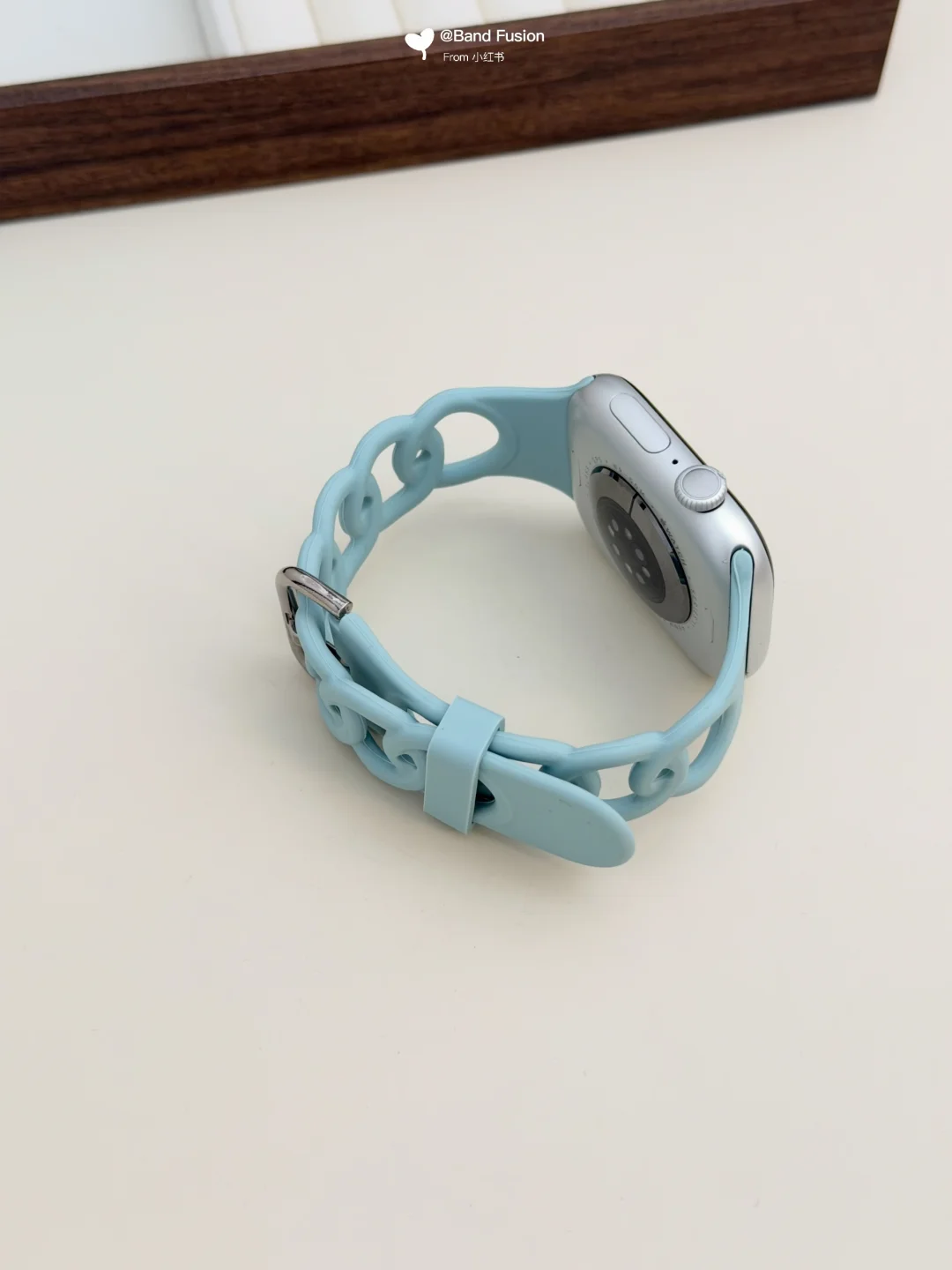 小众宝石绿✨镂空透气iwatch硅胶表带