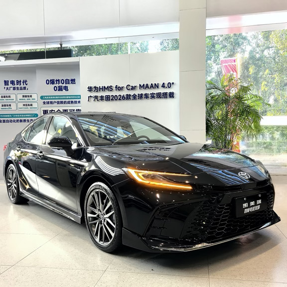 🔥合资终于卷智能座舱｜2027款凯美瑞