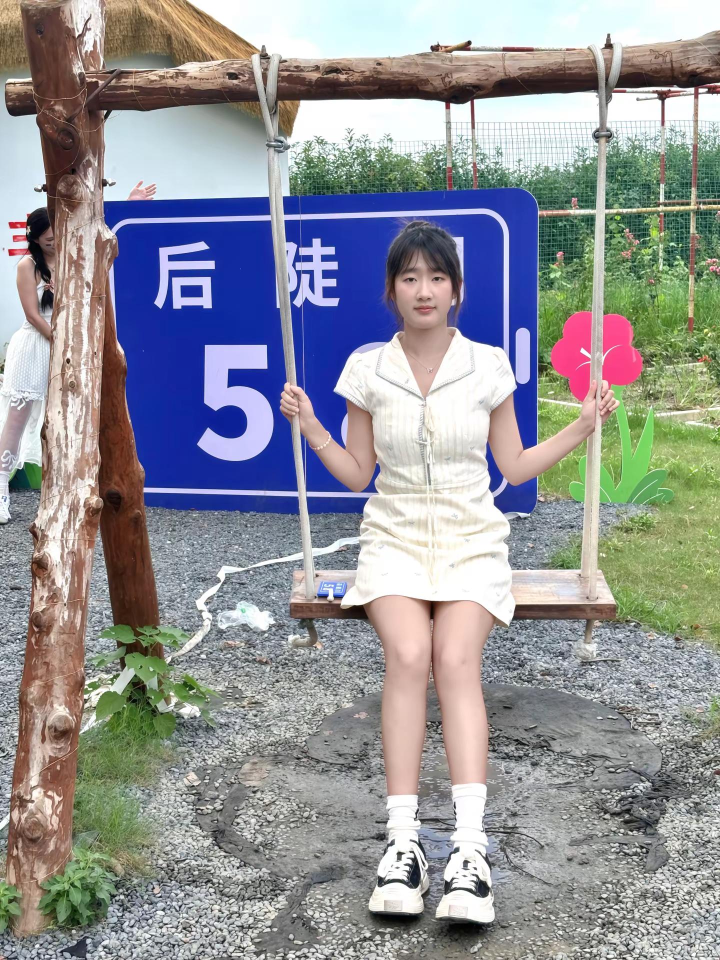 已经四岁了它见过27岁的蒋敦豪见过27岁的鹭卓见过26岁的李耕耘见过25岁的李昊见过24岁的赵一博见过23岁的卓沅见过23岁的赵小童见过22岁的何浩楠见过20岁的陈少熙见过18岁的王一珩见过无数的新农人和禾伙人也见过20岁的我少年之家 十个勤天 禾伙人