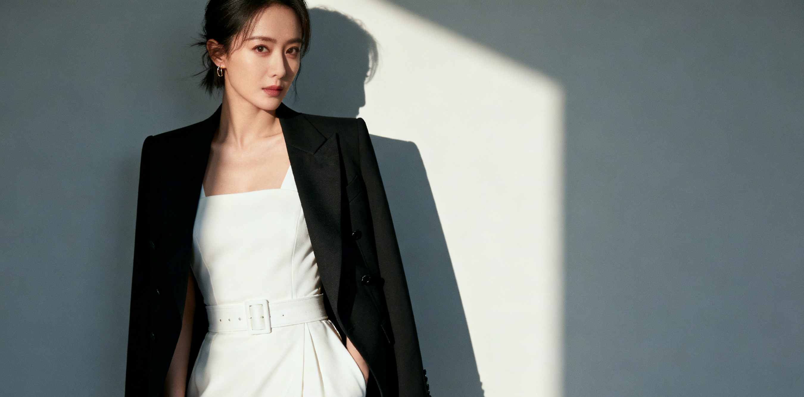 女生必看！4个穿搭秘籍，轻松穿出温柔优雅感  优雅从不是天生的气质，而...