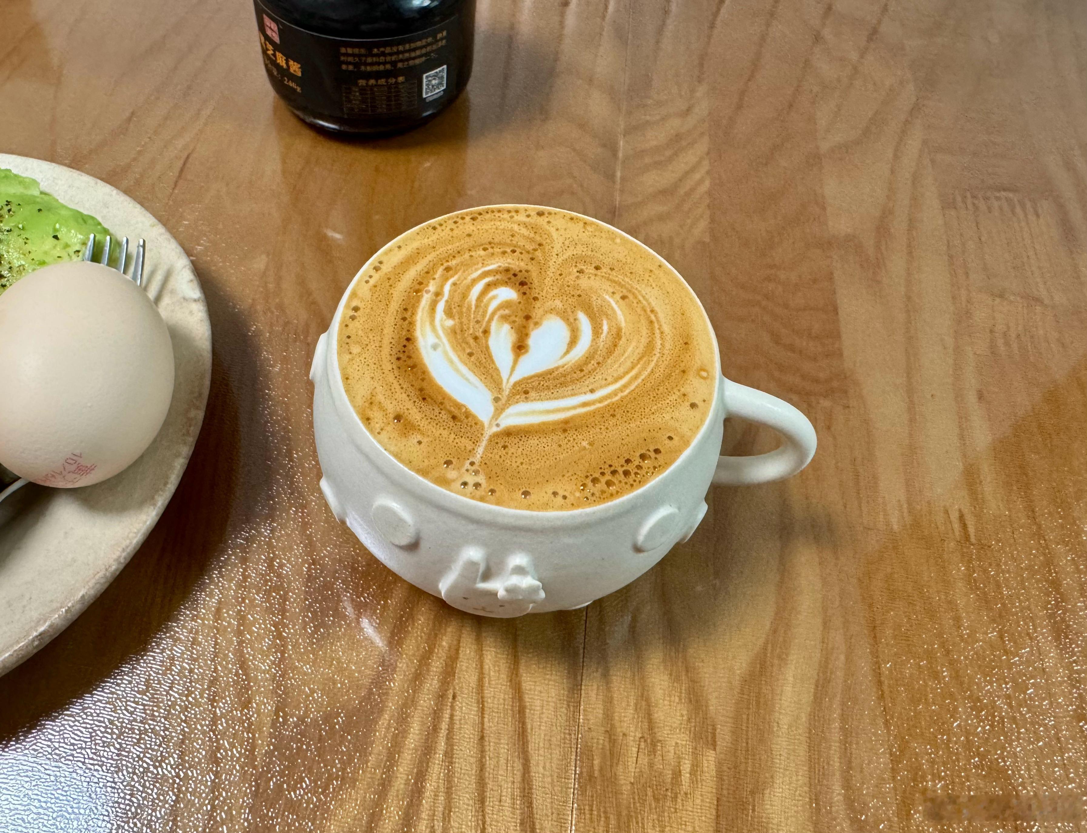 早餐[超话]coffeetime 早安！☕️开了包新豆子太新鲜了都是小泡泡哈哈[哈哈] ​​​