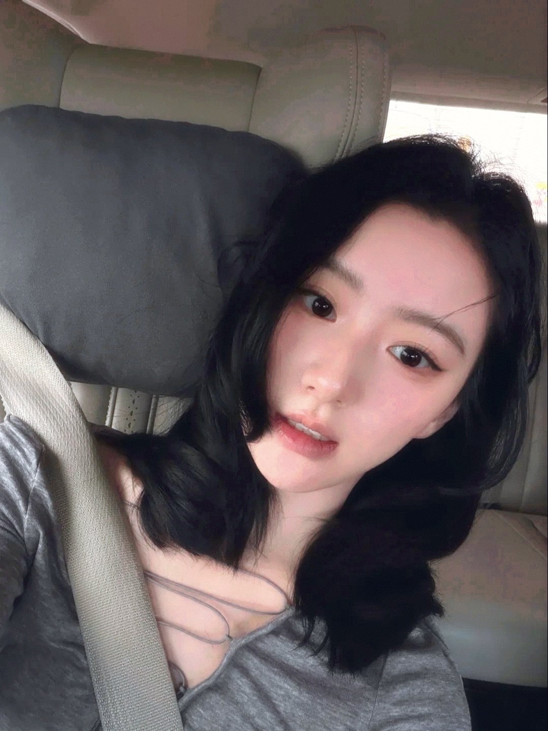 #包上恩[超话]##包上恩周芳华# 

脸在江山在

#包上恩觉醒之重启# ​