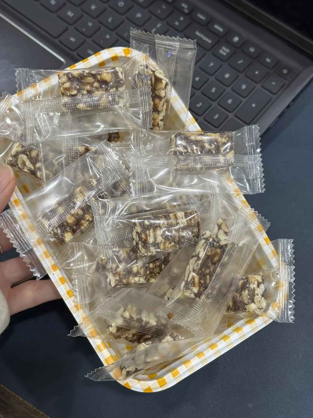 有没有想吃的姐妹，给地址就发，不要油费！