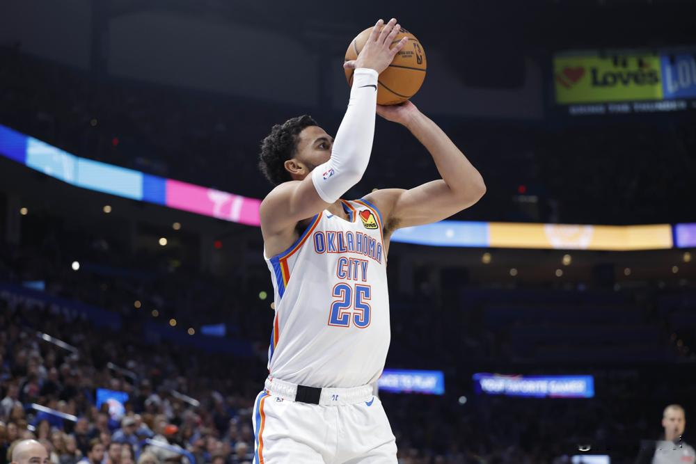 你敢信？拿着顶薪的榜眼秀杰伦·格林，三分10中1，正负值-15，被一个...