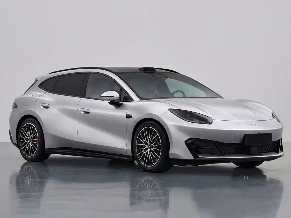 方程豹S 2026年9月上市，中型纯电运动轿跑SUV，车身尺寸4840×1930×1620mm，轴距2890mm。

溜背轿跑造型，无框车门，运动包围套件，外观个性十足。

基于900V高压平台打造，双电机四驱版本性能强劲，零百加速表现亮眼，CLTC续航620‑710km。

座舱配备大尺寸中控屏，AR‑HUD抬头显示，车机交互流畅。

 ​
