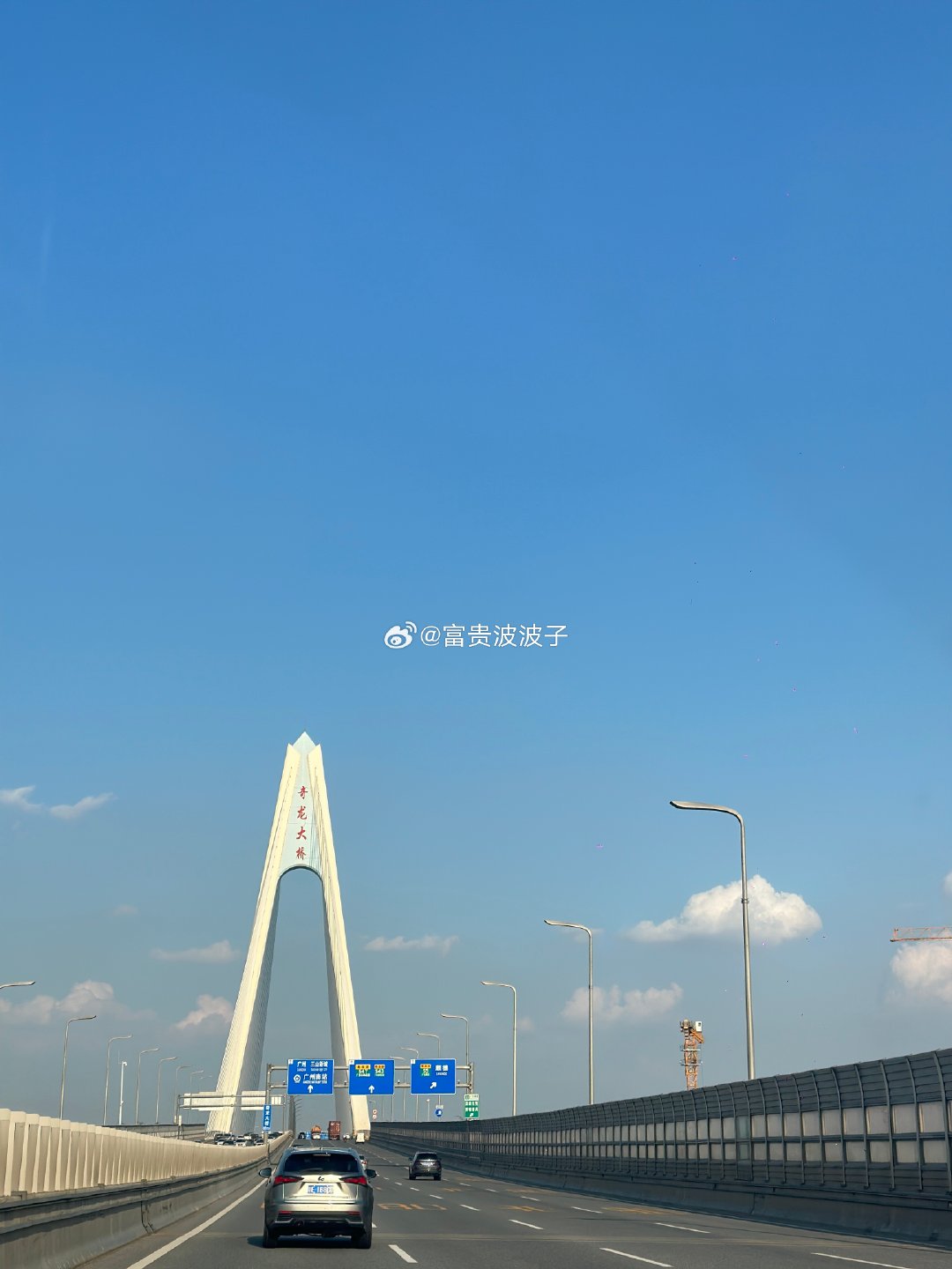 在2026年名古屋亚运会上，Faker正率领韩国队向他的个人第二枚亚运金牌发起冲击，这让他成为当前电竞圈讨论“双金牌”的绝对焦点。 一、核心动态- 当前战绩：在9月30日的亚运会英雄联盟小组赛中，由F