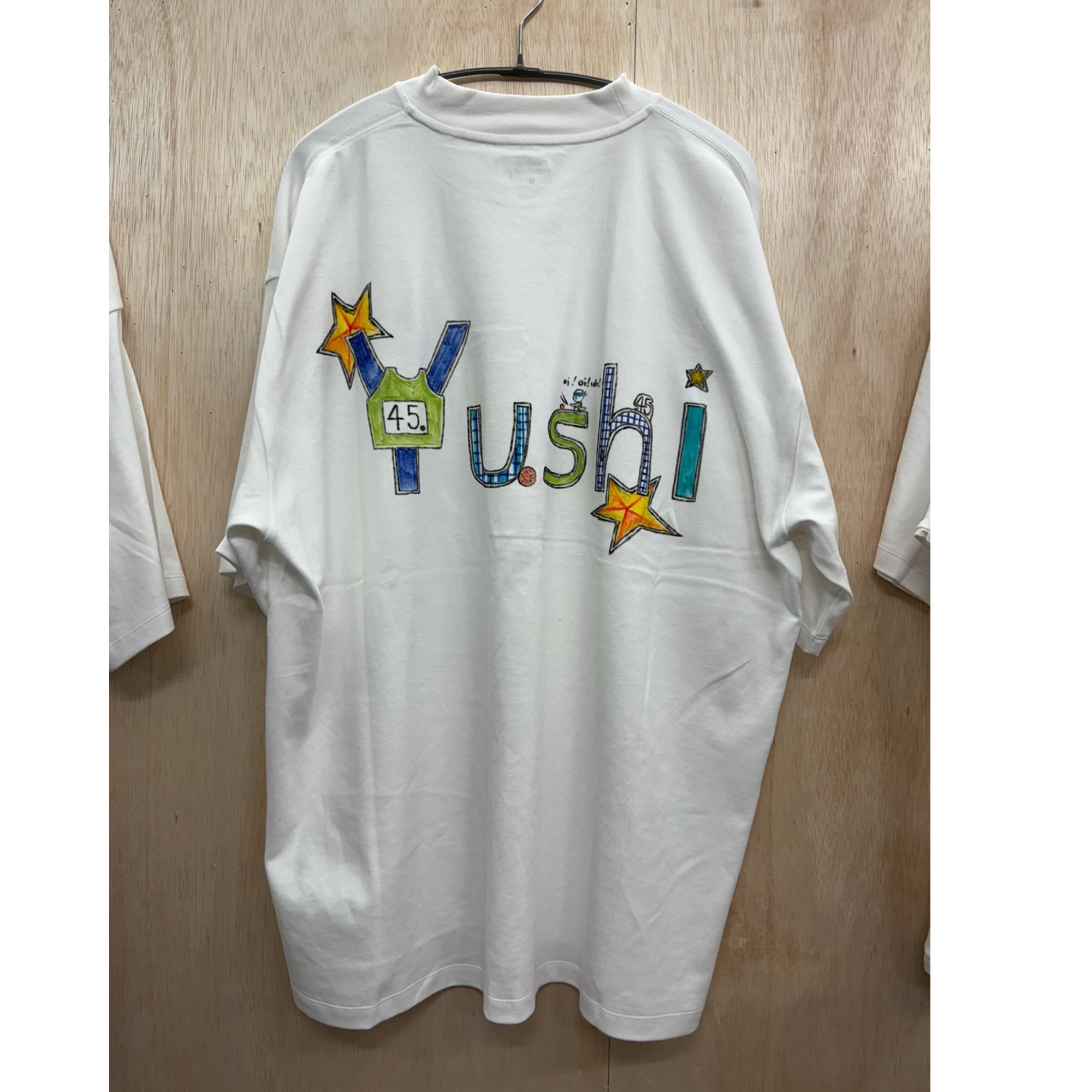 BOY MEETS GIRL服装设计师ig  YUSHI呢我仔细看了他...