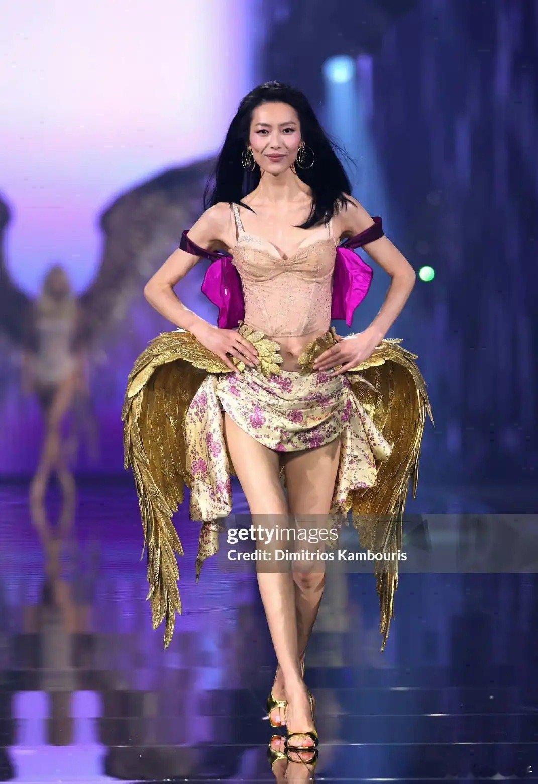 大家都说在维密刘雯的待遇不如奚梦瑶 ​