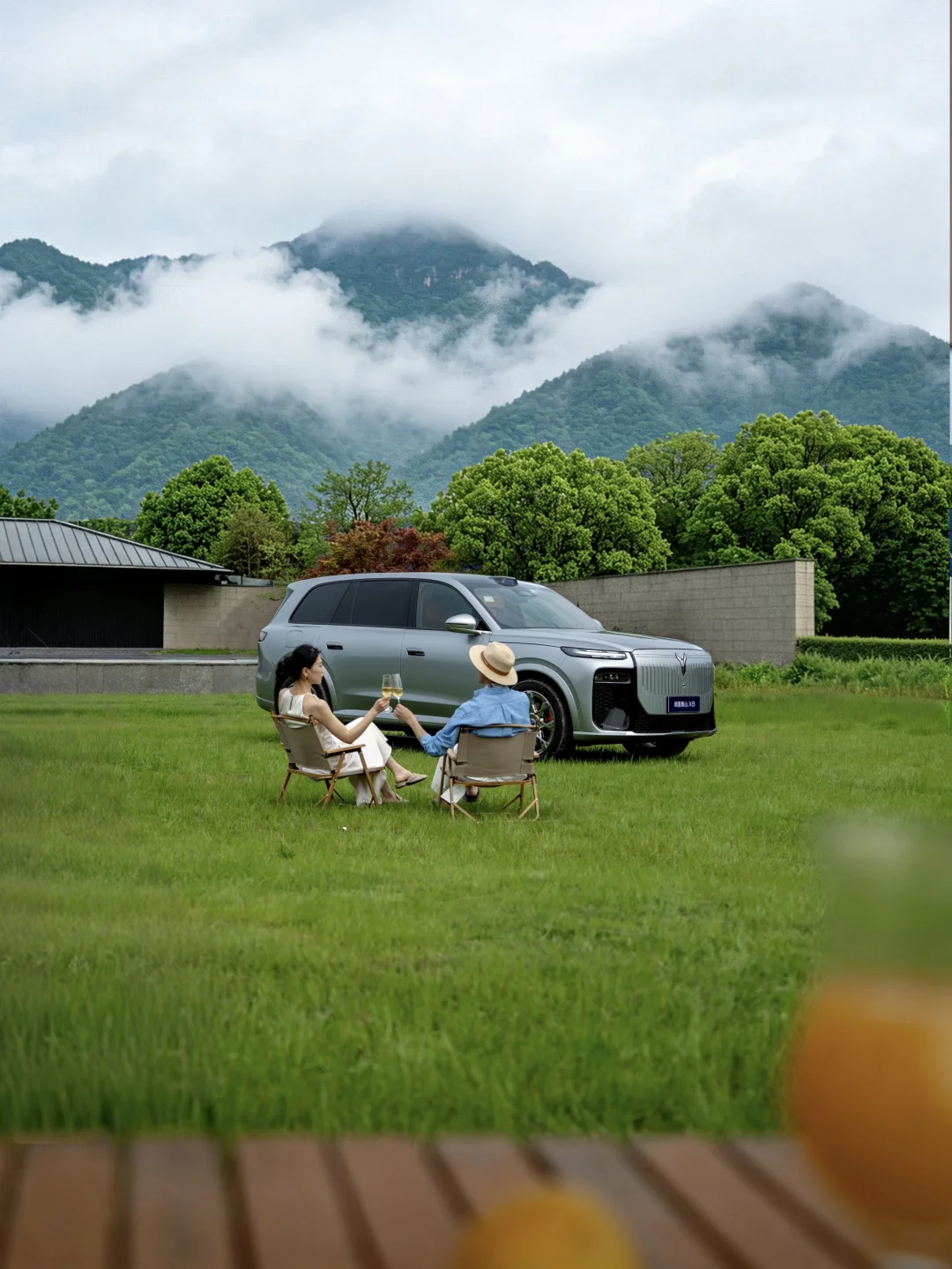 “春雾漫过新安江，一场山水画的私语”