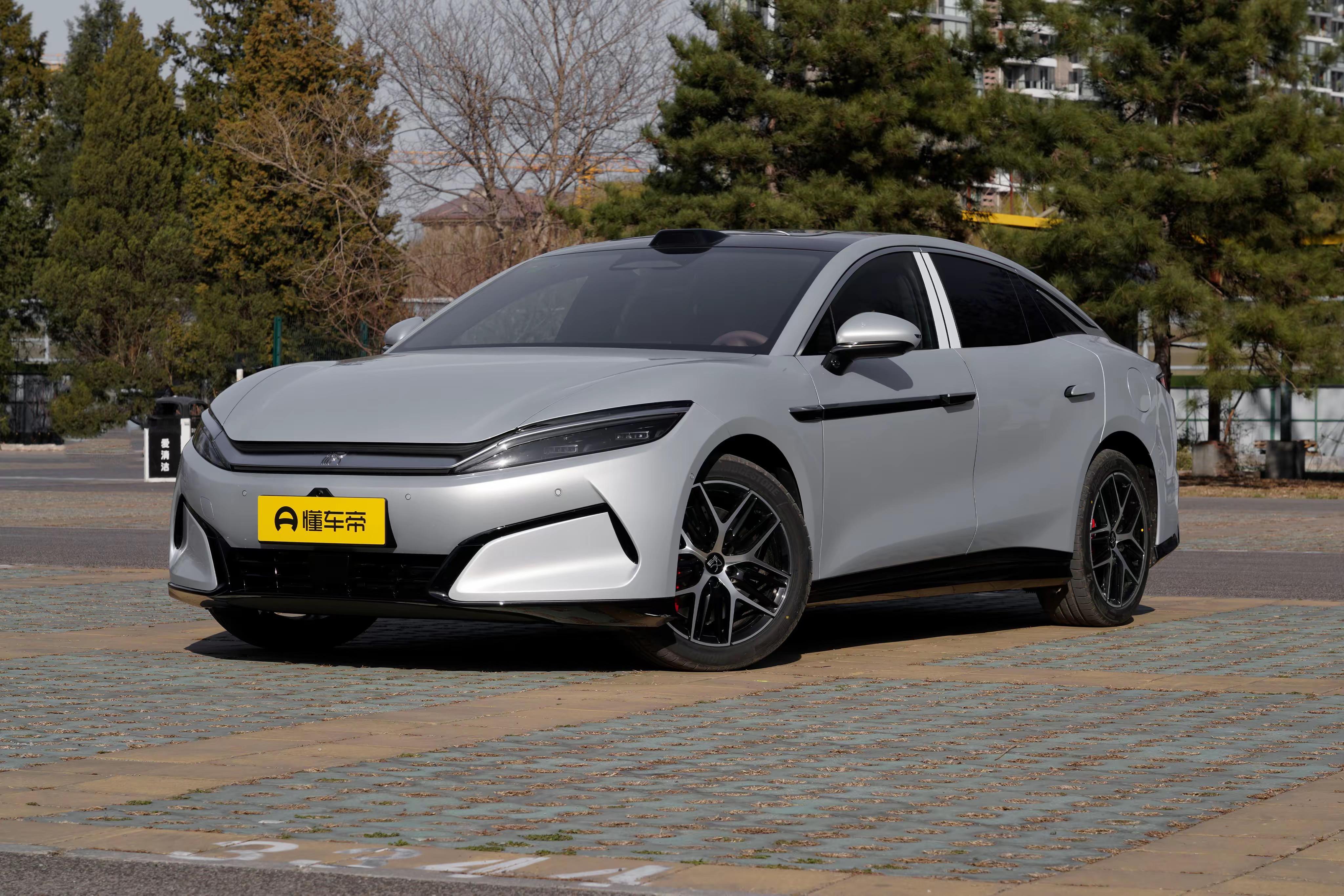 比亚迪汉L EV