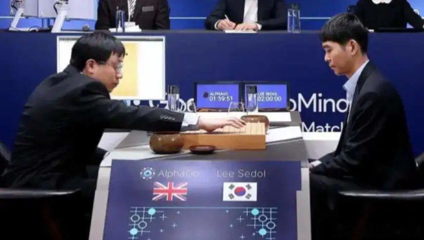 AlphaGo核心作者：十年了，LLM还没学到那场棋局“神之一手”的精华 来自
AlphaGo核心作者：十年了，LLM还没
学到那场棋局“神之一手”的精华
AlphaGo核心作者Graepel指出，第37手依赖的是搜索推理而非直觉，并批评当今大模型只擅长“系统1”式模式补全，不具备可审计的 ​