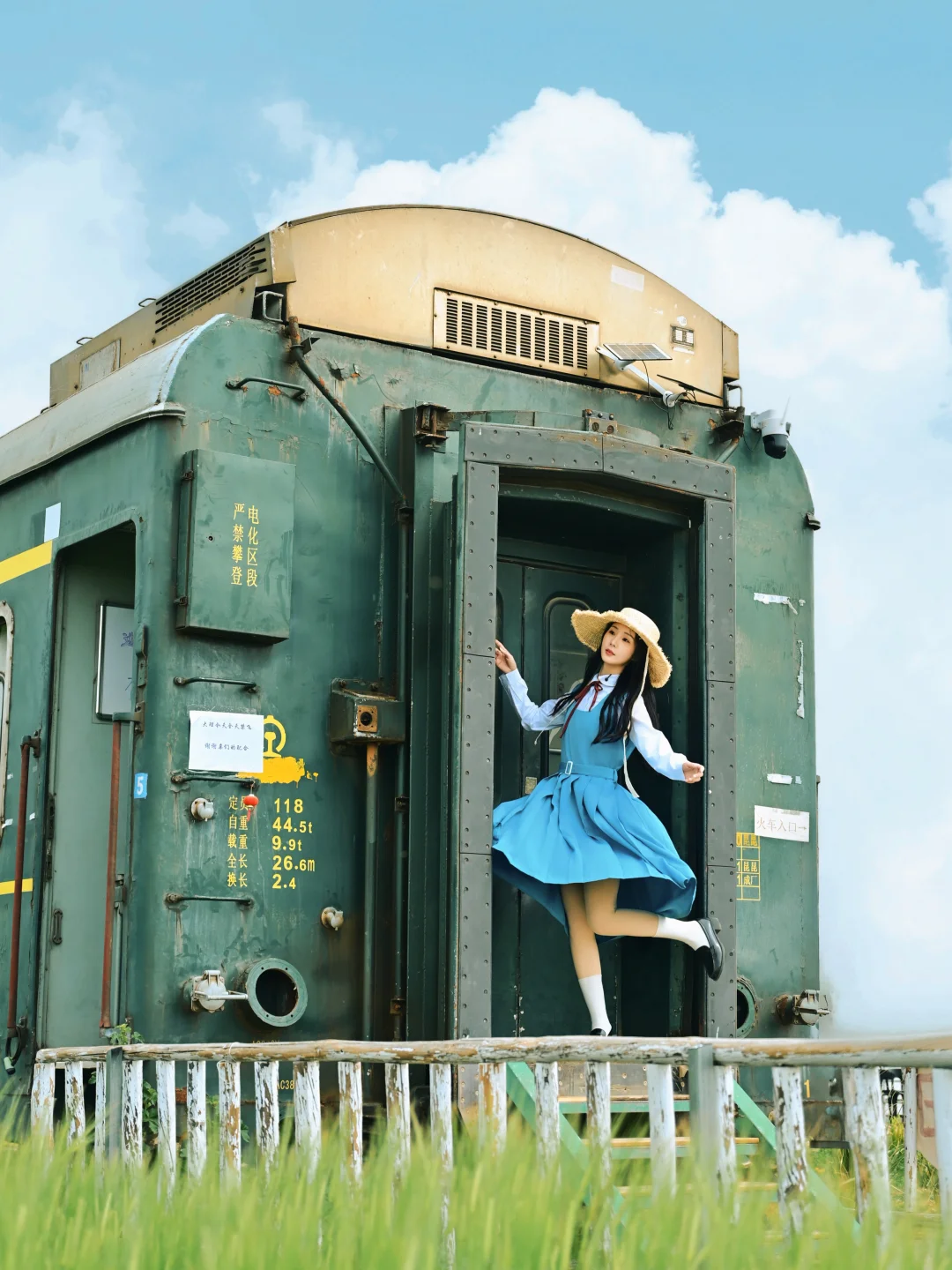 在大理！仿佛闯入宫崎骏的动漫🚃