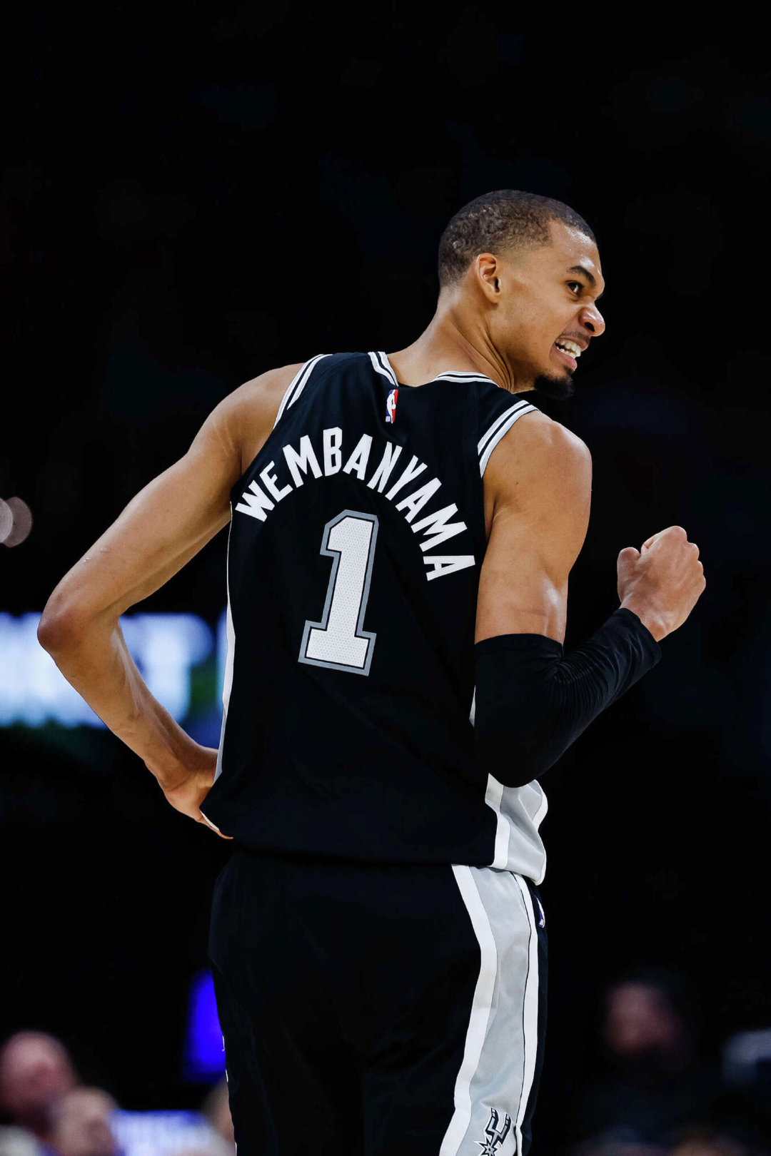 Victor Wembanyama

#文班亚马##nba# ​