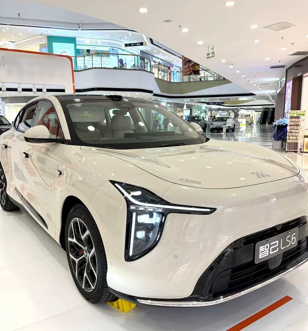谁适合入手智己 LS6？看完就懂
