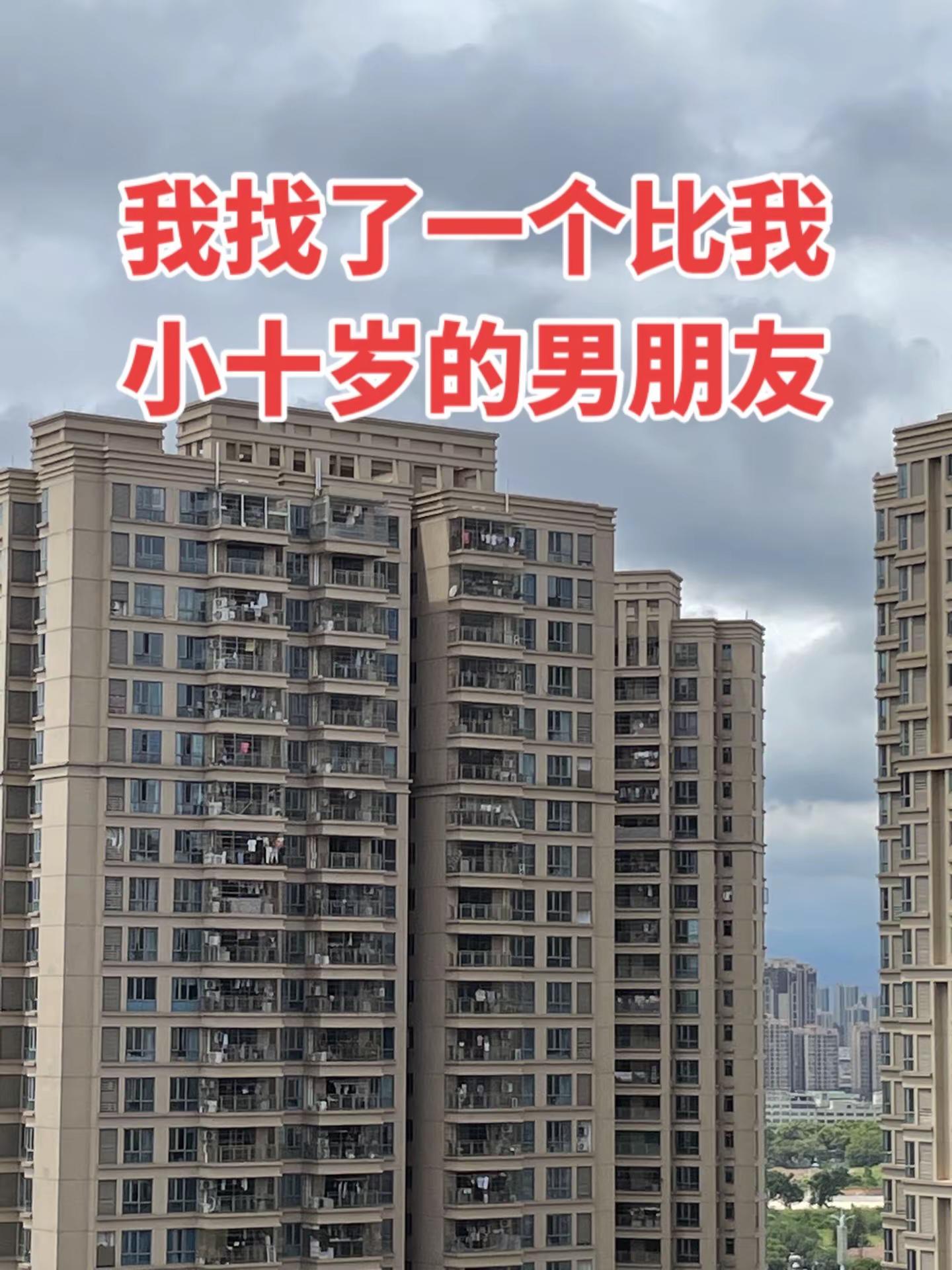 【现场直击：文班亚马超远三分 】这恐怖的射程！加时关键时刻马刺落后3分，文班刚过半场直接出手超远3分扳平分