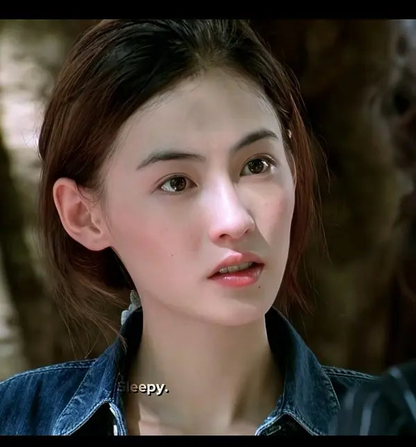她年轻时候颜值算什么级别？
最近在考古美女，考古到了张柏芝，虽然将近50了现在，但是好在颜值巅峰都被电影记录了下来 ​