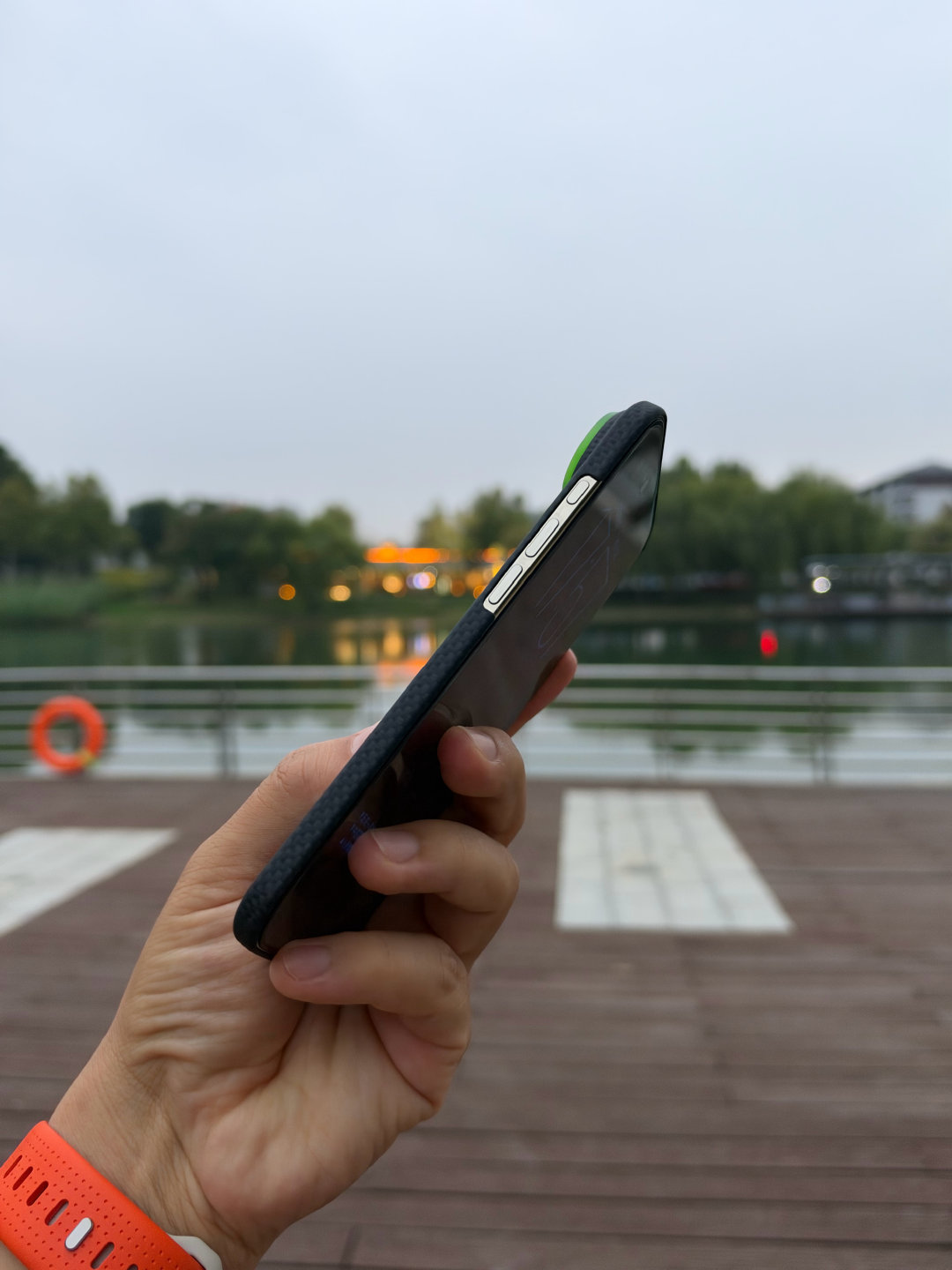iPhoneAir真的是～ 美～不腻～ ​
