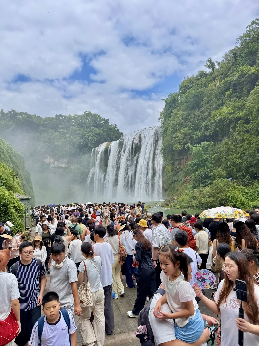 8.20日黄果树瀑布现状。。。。