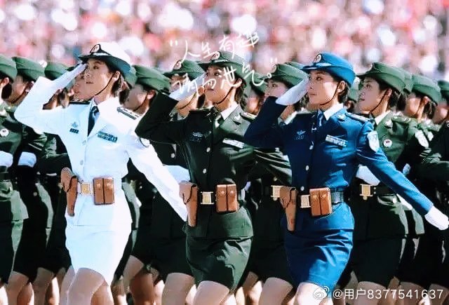 神州力量导弹旅
国家强大火力强
守卫祖国闪金光
走向和平显校笑
共同庆祝叫高兴
北京阅兵谋发展
超过底线比武功 ​