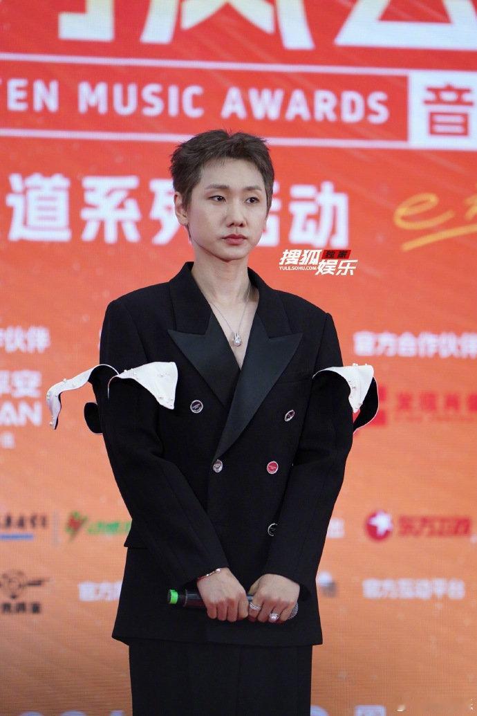 汪苏泷东方风云榜红毯生图 ​​​