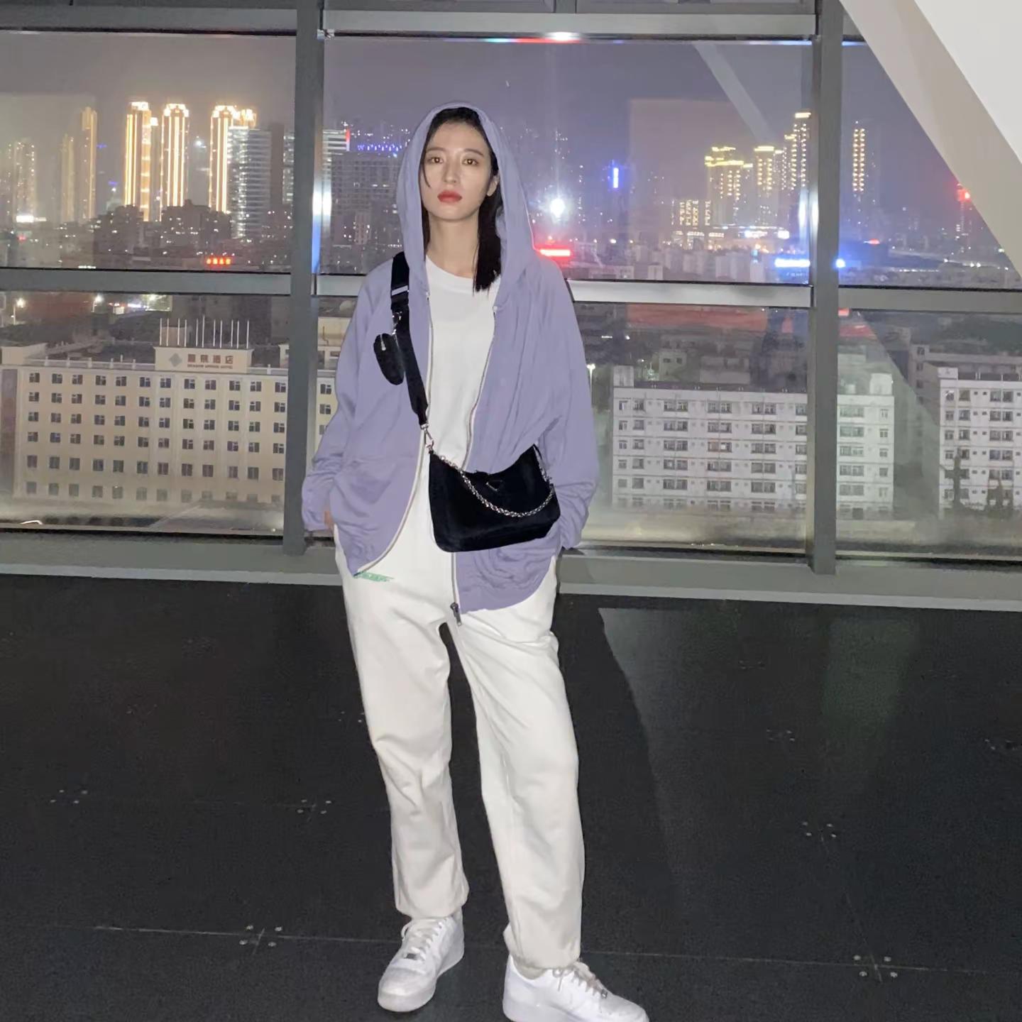 果然紫色很有韵味💜周雨彤