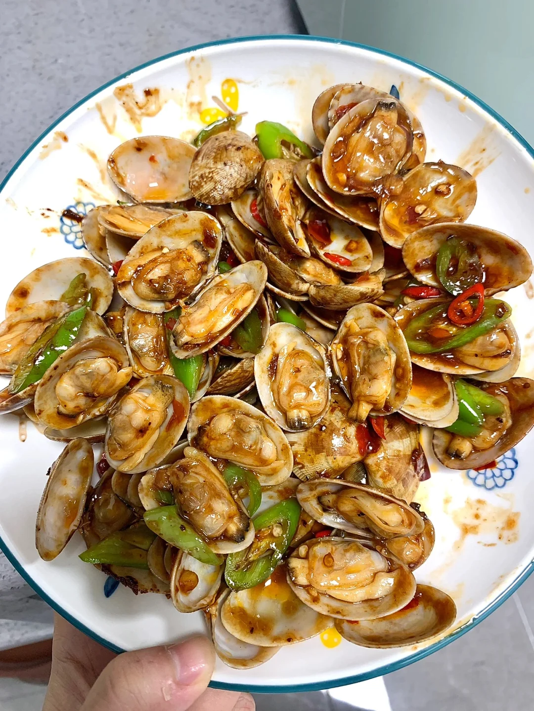 今晚做了一道香辣花甲，闺蜜让我直接开店！