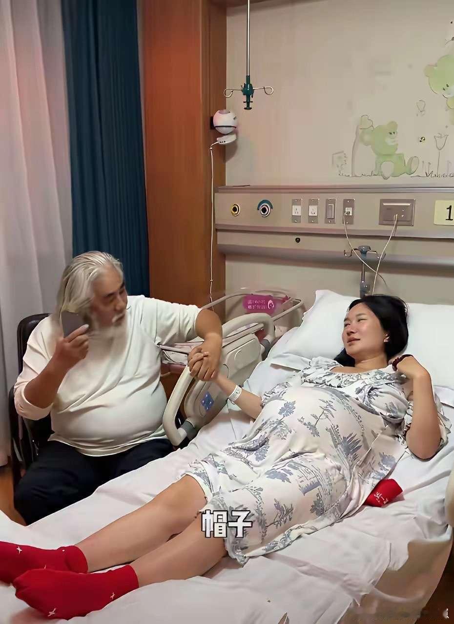 张导，又要当父亲了，比年轻小伙子还厉害！ ​