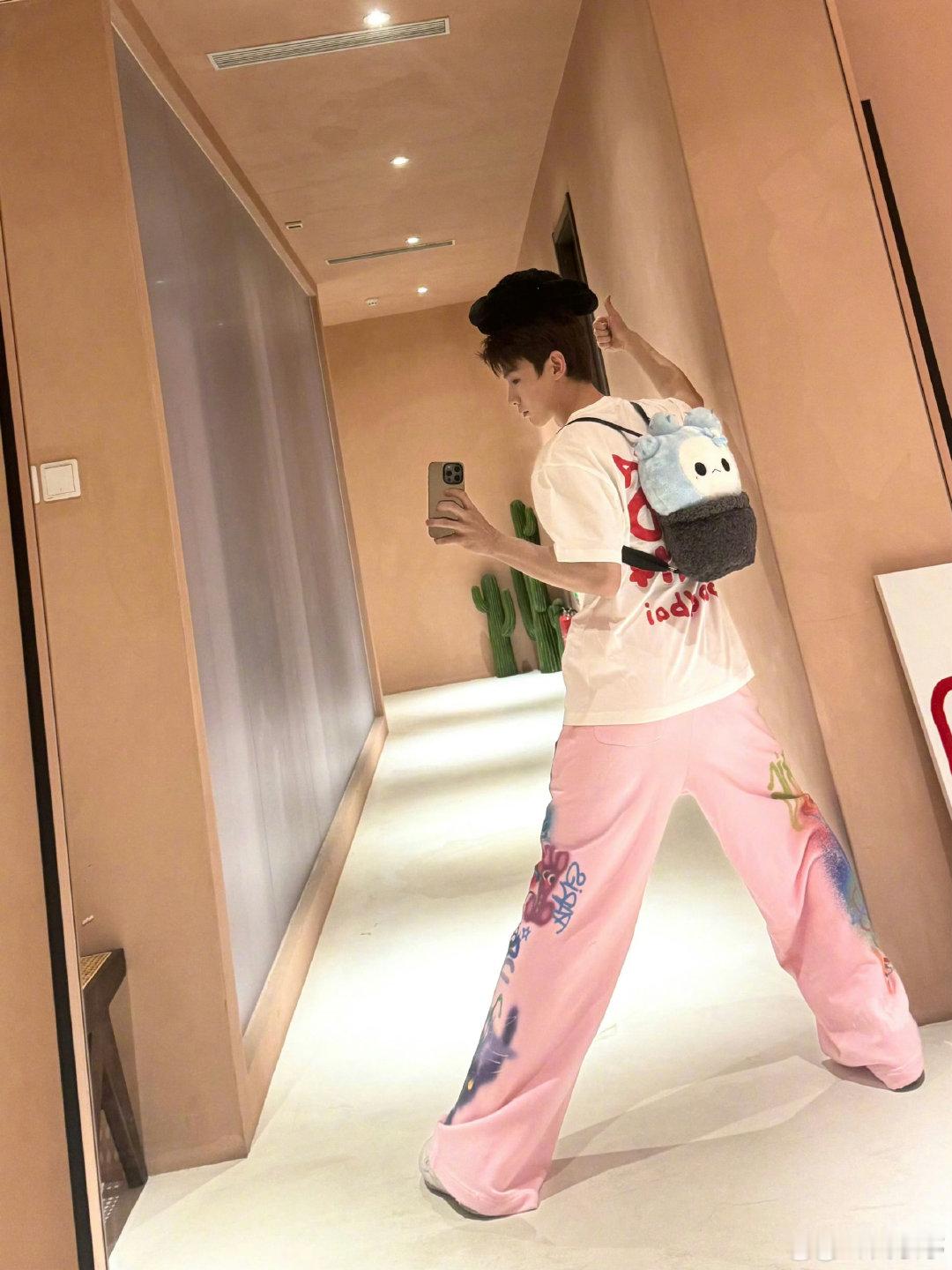 #白敬亭[超话]##为白敬亭守护星愿# bjt #星愿生日企划#[awsl][awsl][春游家族][春游家族]宝宝宝宝 ​