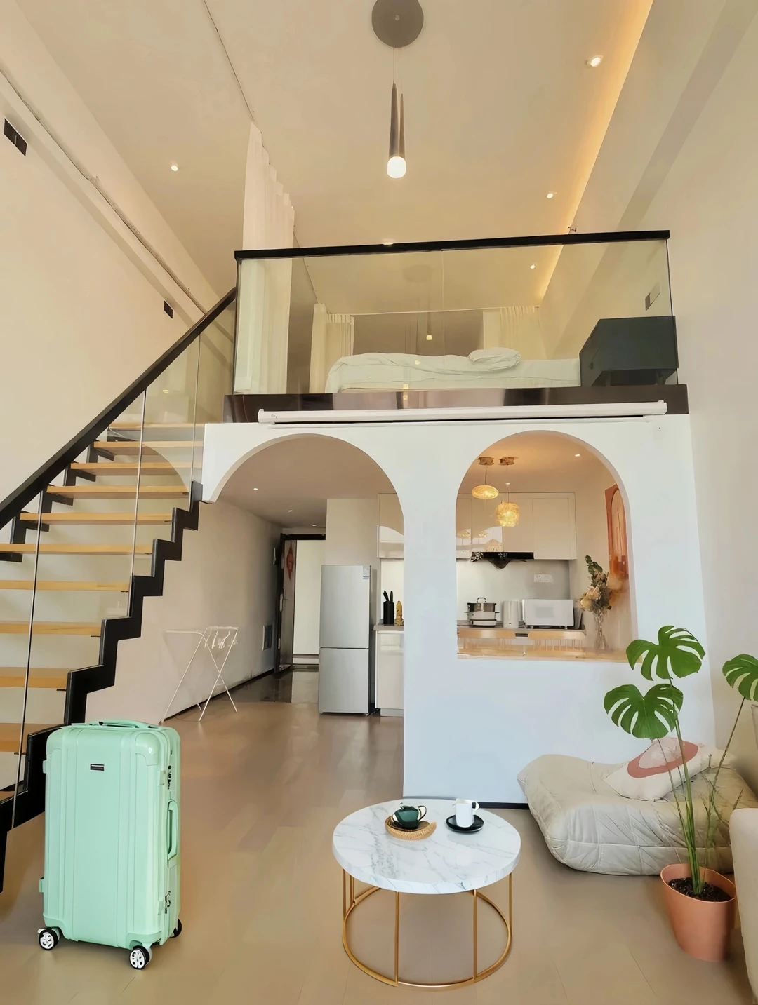 青岛📍台东路！可住四人😭值哭了！