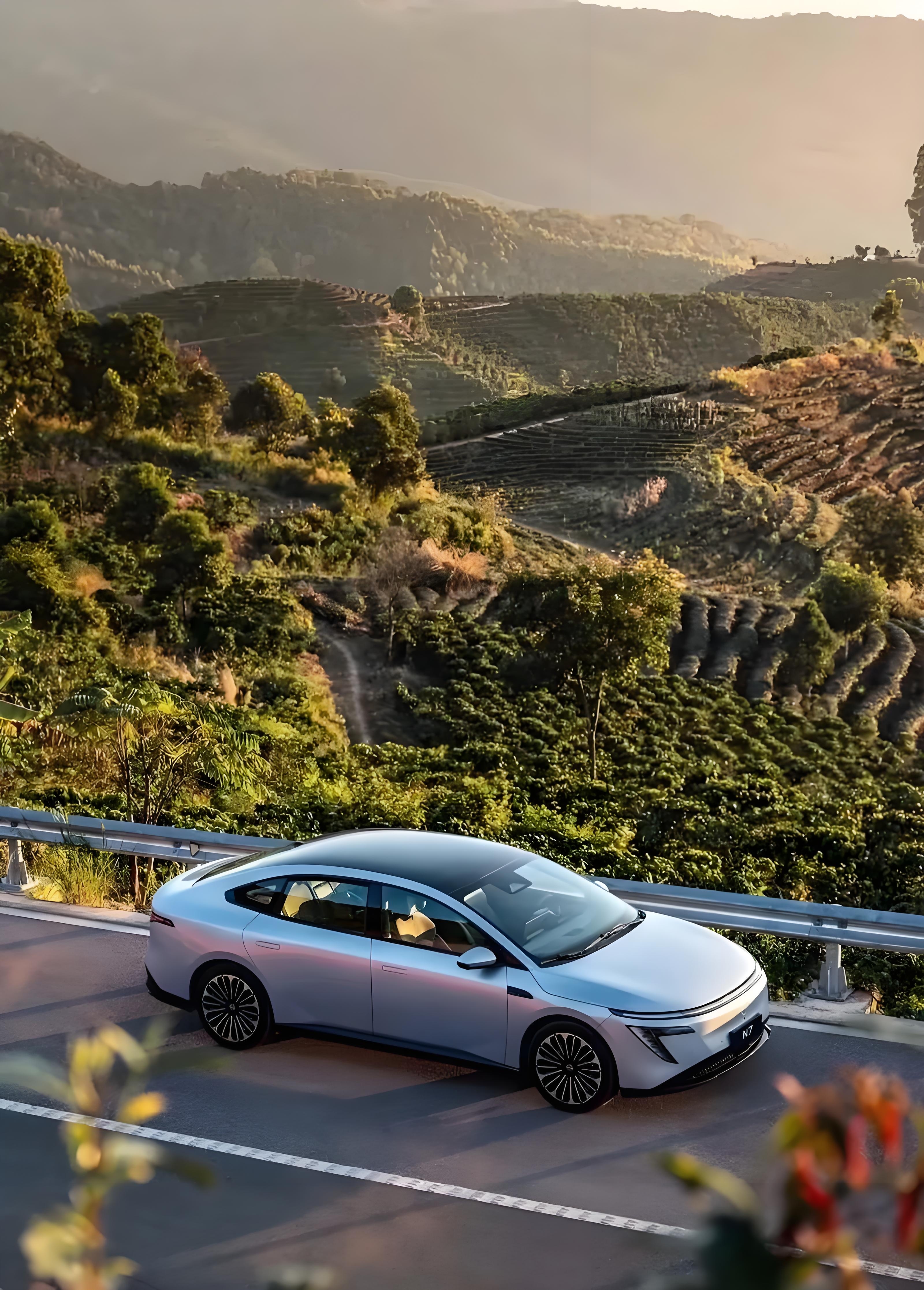 合资品质智能座舱，12万级纯电全家