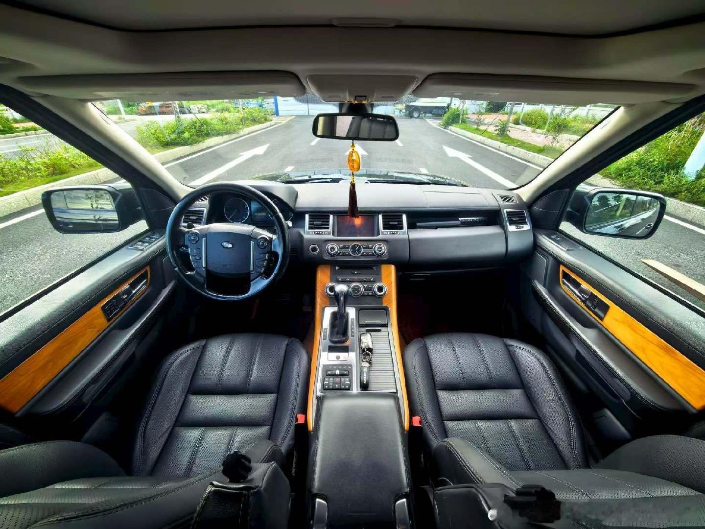 12年路虎揽胜5.0 V8、车牌666，车况极品，手续齐全！#路虎[超话]##豪车超跑[超话]# ​