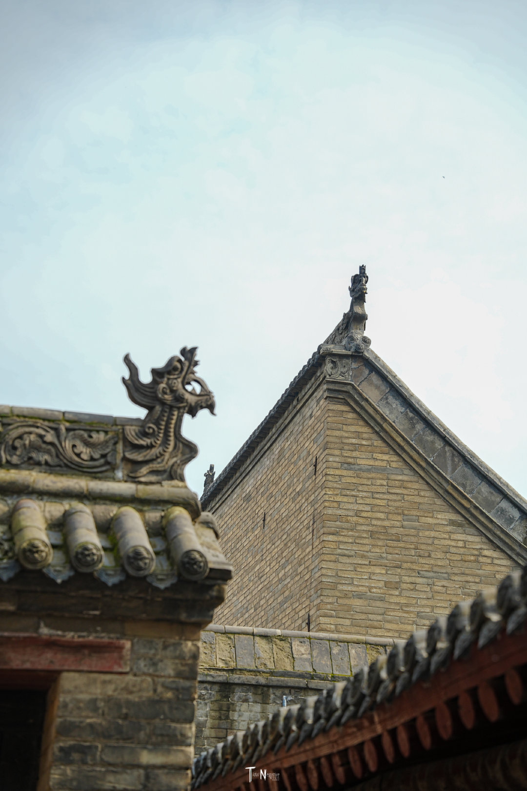 🏯【穿越晋商传奇，探秘王家大院】 🏯

#遇见美好# [浮云]#山西古建筑# 

📸索尼A7C2
📍王家大院 ​
