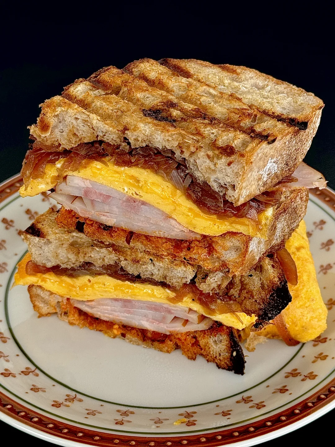 太爱自己做的三明治了🥪