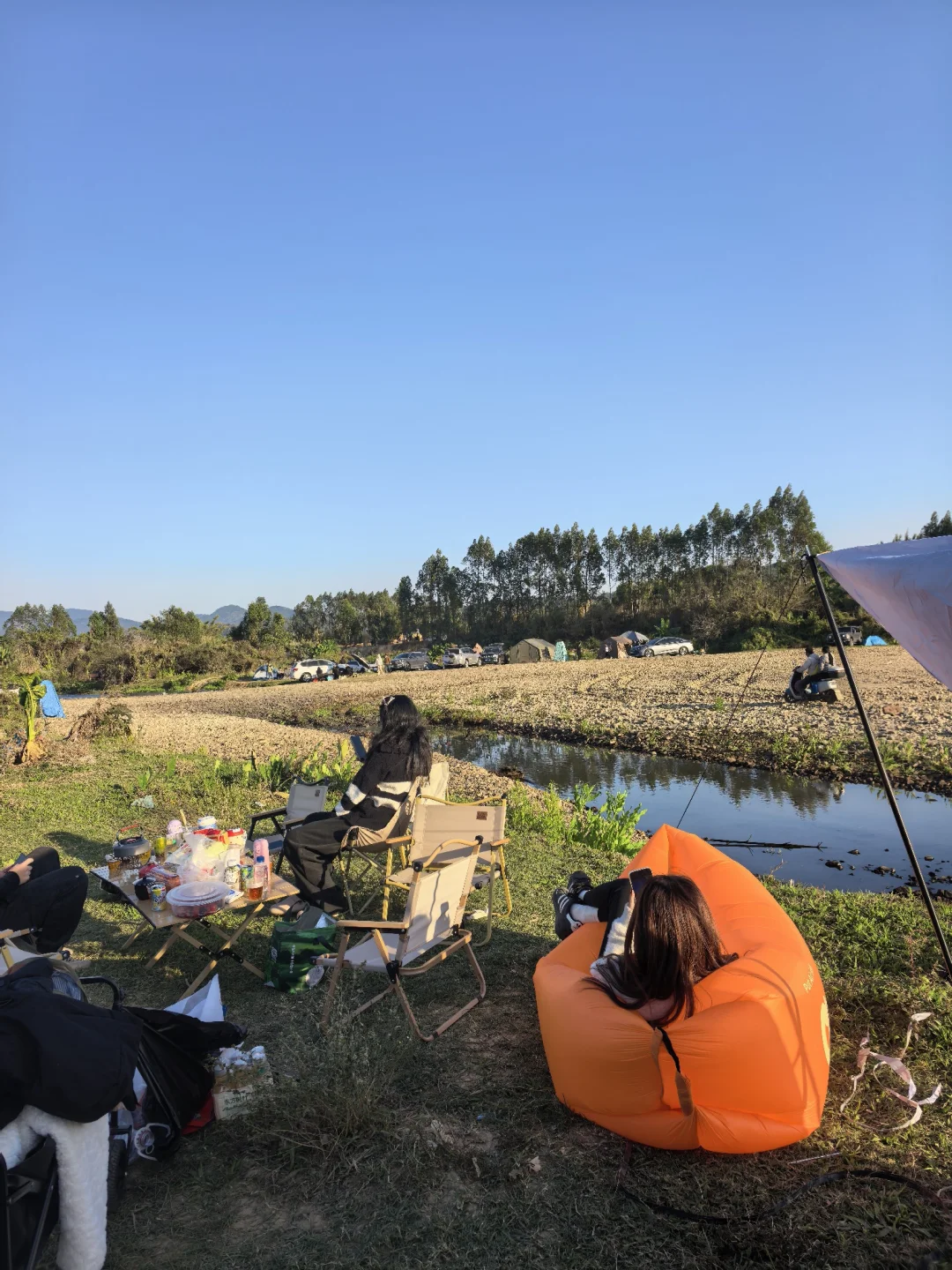 不是 到底是谁大冬天的还出来露营啊❓️❗️