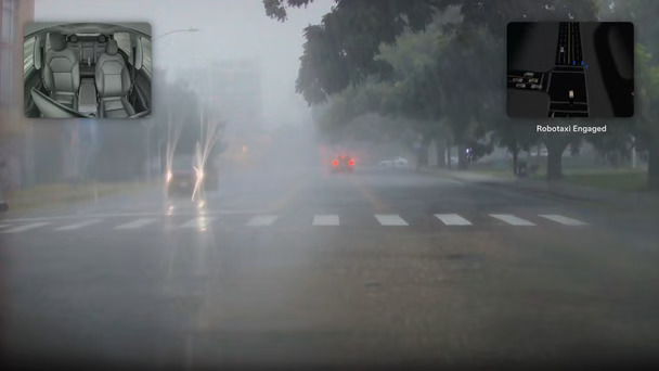 Robotaxi 大雨也不停运