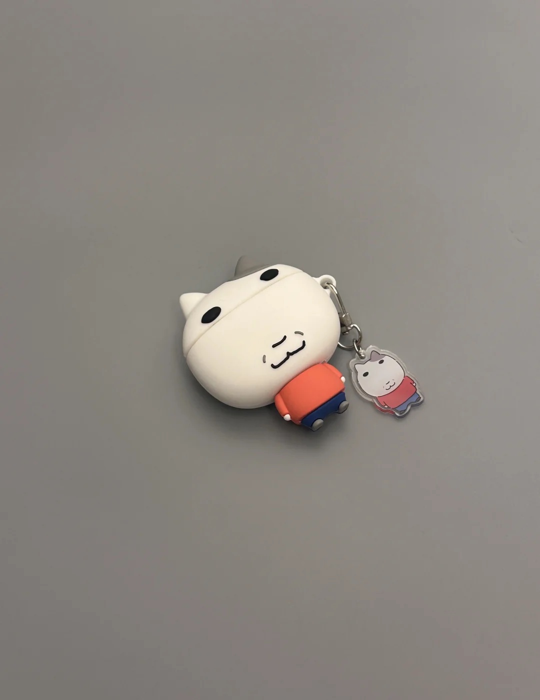 萌萌复古猫～🐈🇰🇷
#耳机壳 #AirPods耳机壳 #airpods4保护套 #airpodspro #airpods #airpods耳机壳 #airpodspro3#创意耳机保护壳 #复古猫