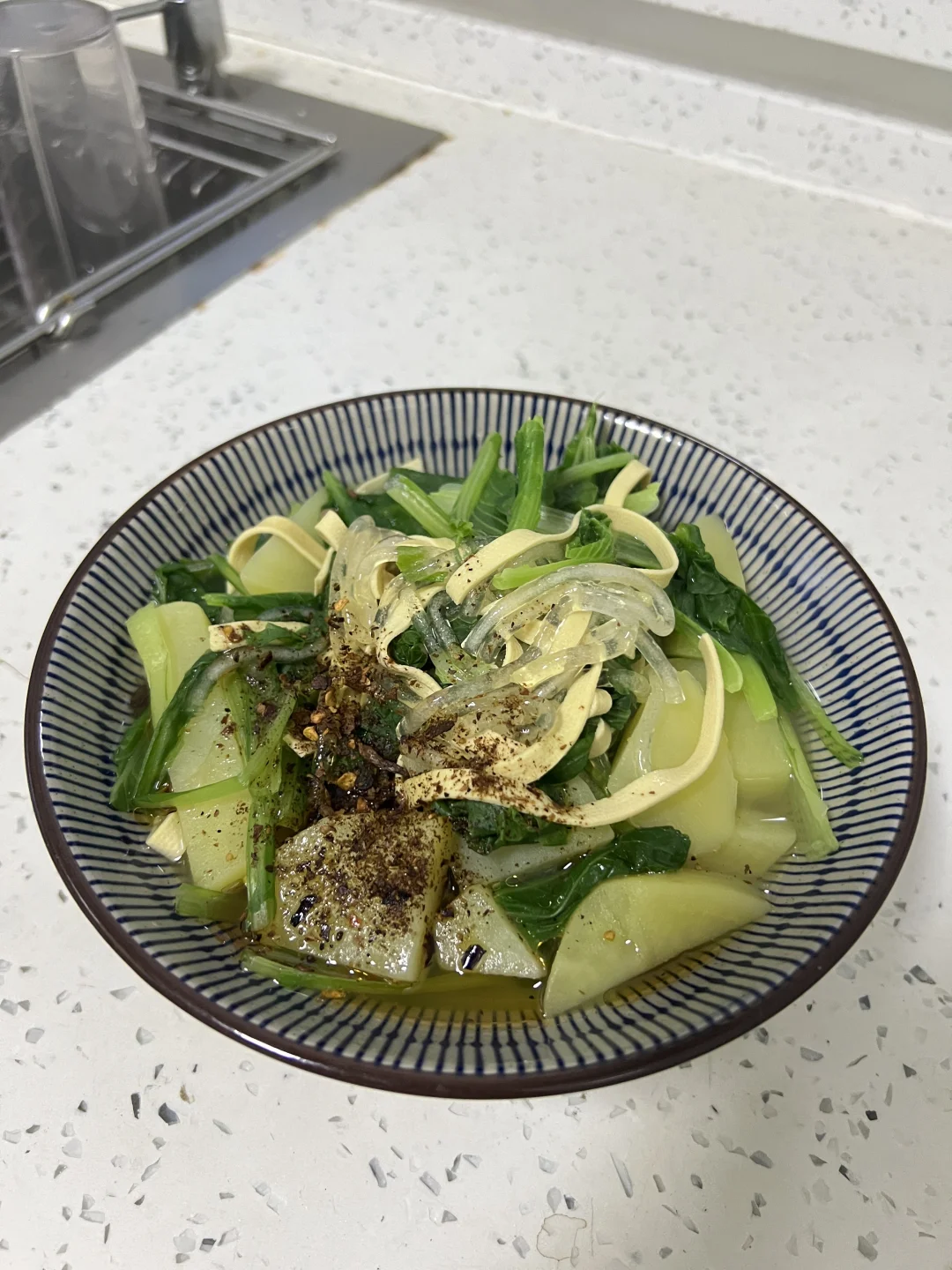清淡鲜美的小白菜土豆汤🍲