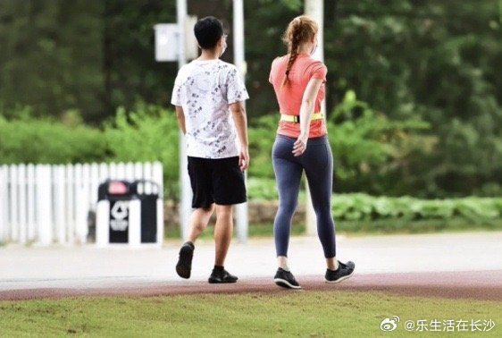 【 “腰”具体是在哪里？根据世卫组织和国际糖尿病联合会的定义，腰围是肋...