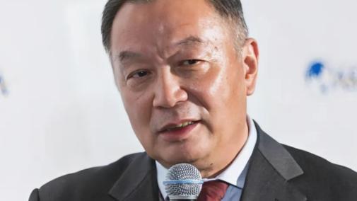 《这才是真专家！网传温铁军曾在采访中表示，农民原本 30 万就能盖起三层小楼，八九万就能开上代步车，小》笔底星河在百度发表了新动态 ​